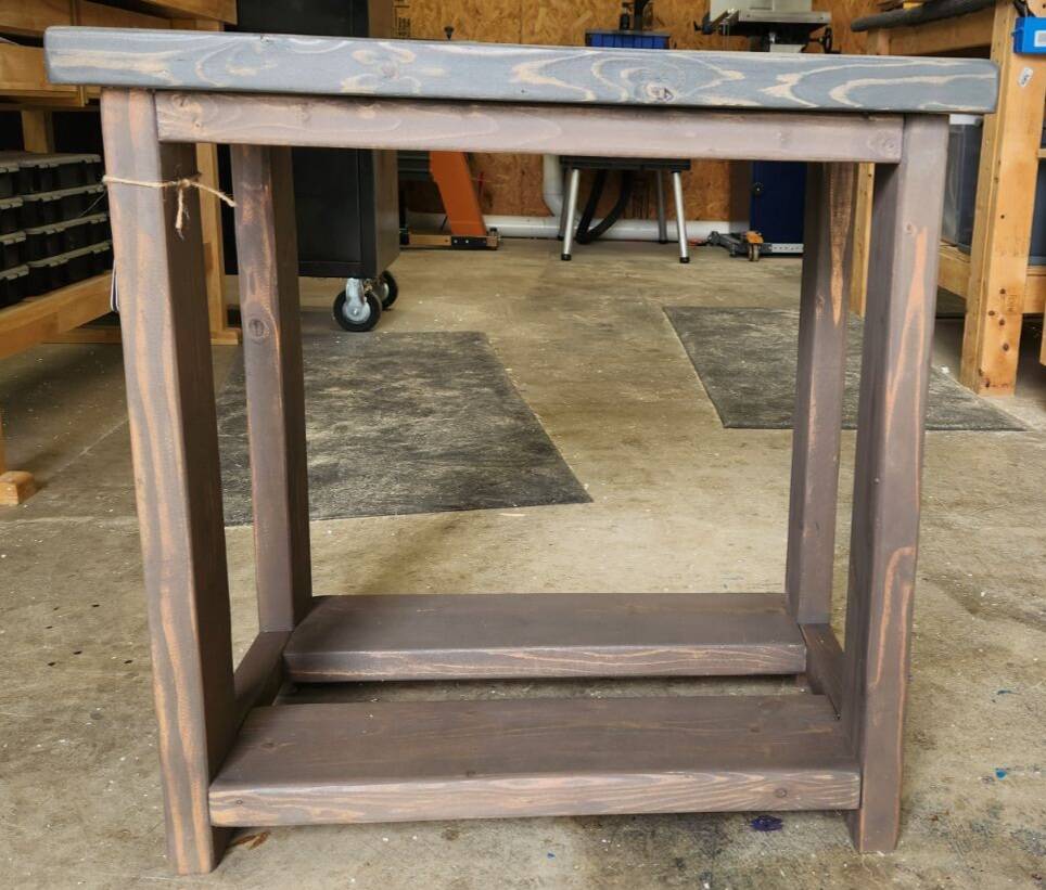 SLOT MACHINE STANDS